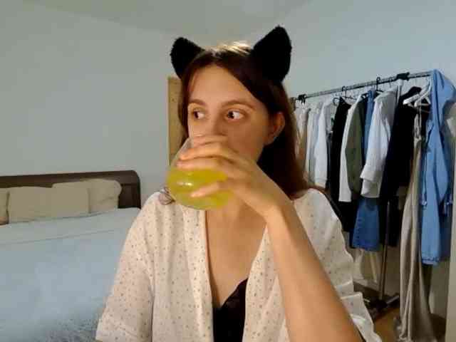 JulietSabot webcam