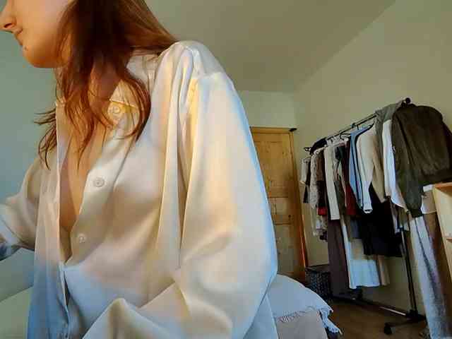 JulietSabot webcam