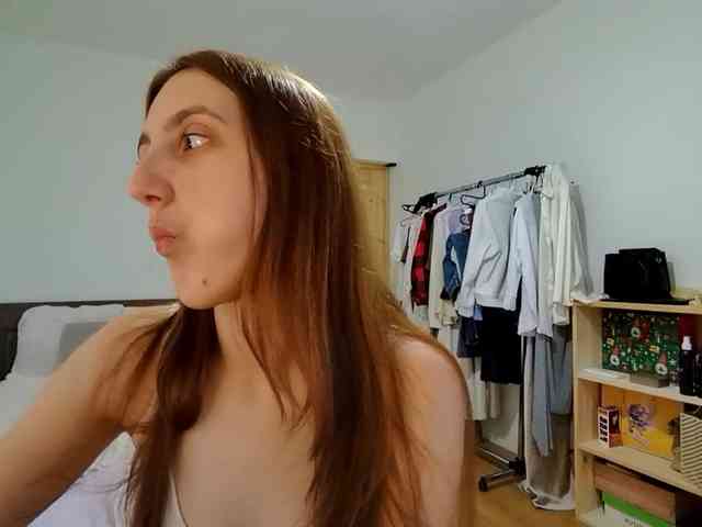 JulietSabot webcam