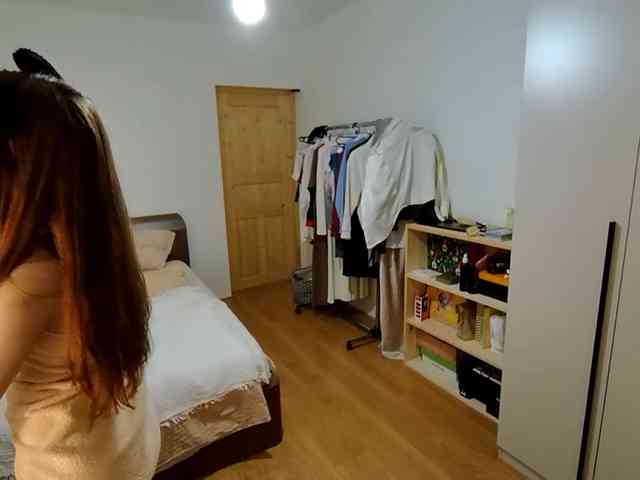 JulietSabot webcam
