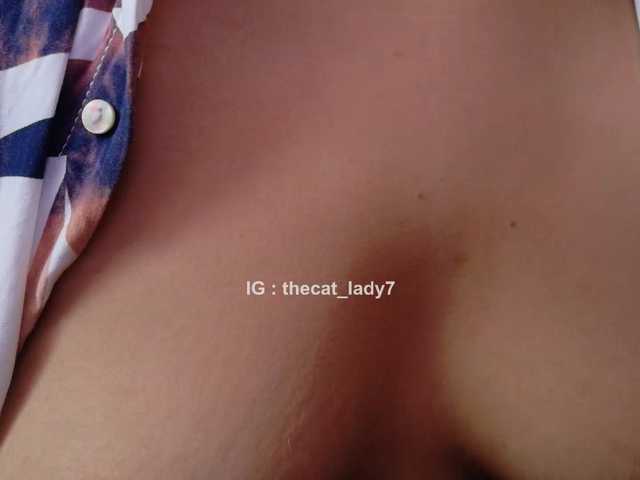 Luluupeach69 live cam on BongaCams
