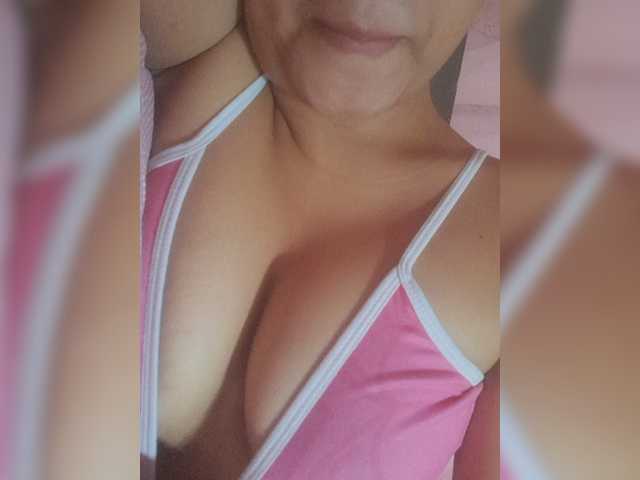 Cloe_ live cam on BongaCams
