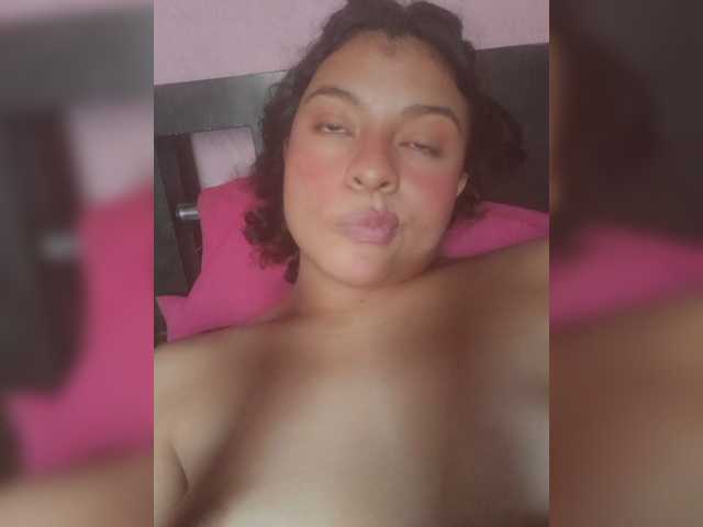 Cloe_ live cam preview