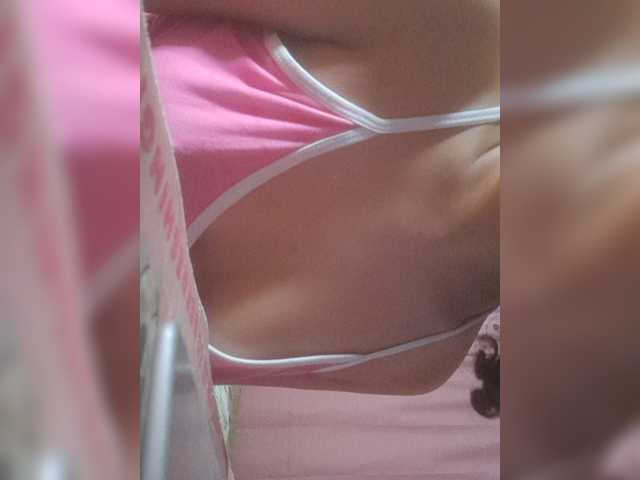 Cloe_ live cam preview