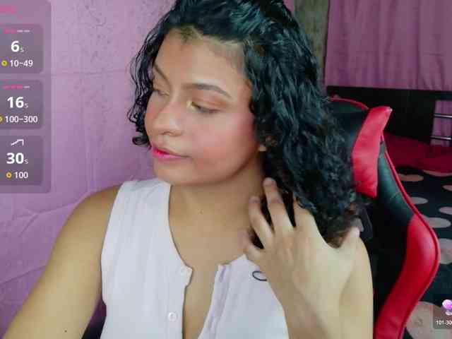 CloeAmore webcam