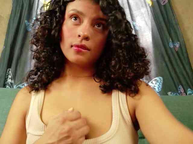 Cloe_ webcam