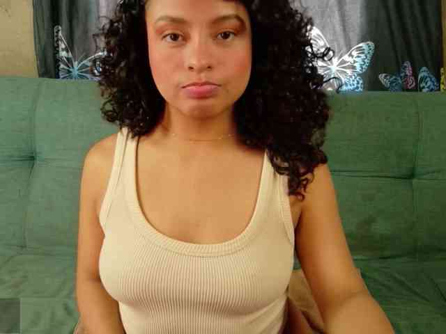 Cloe_ webcam