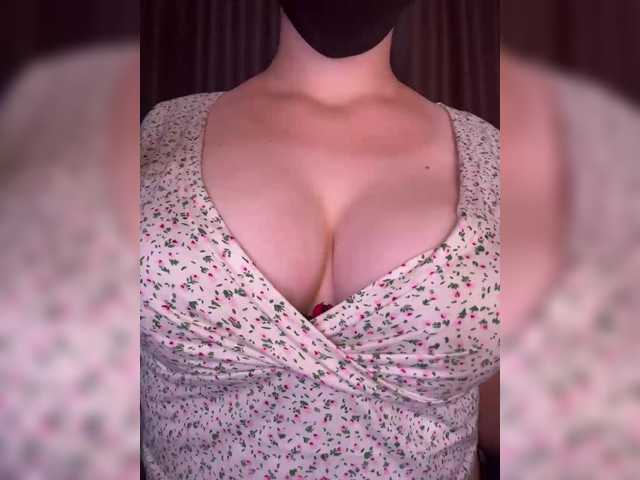 Sweetdee07 live cam on BongaCams