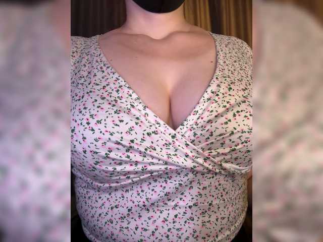 Sweetdee07 live cam on BongaCams