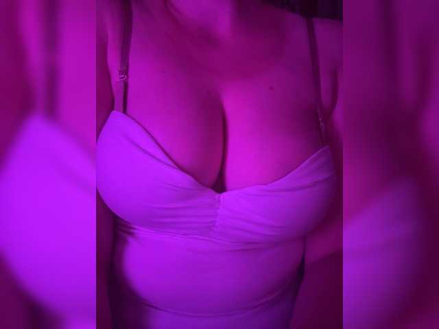 модель Sweetdee07