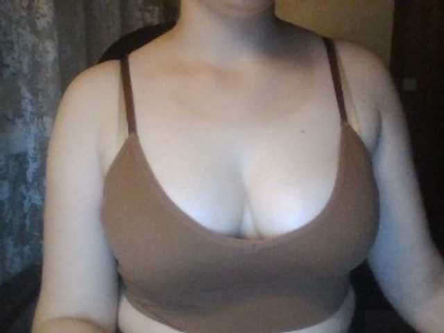 Sweetdee07 live cam on BongaCams