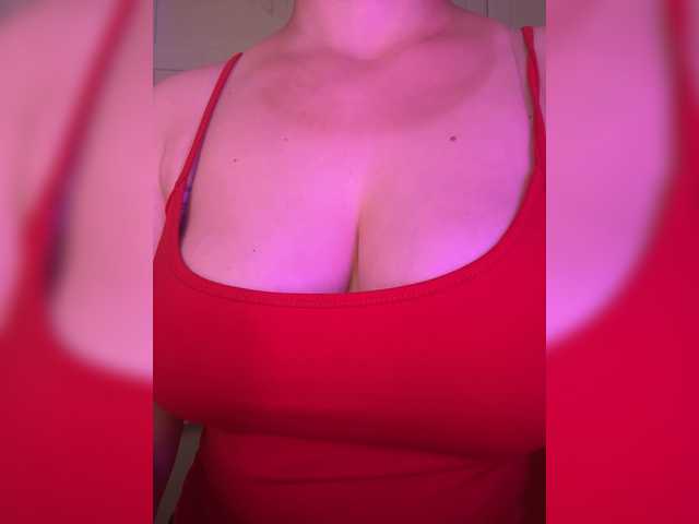 Sweetdee07 live cam on BongaCams