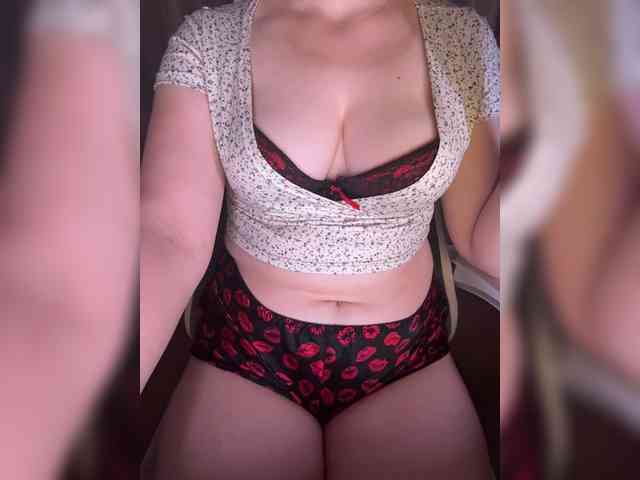 Sweetdee07 webcam