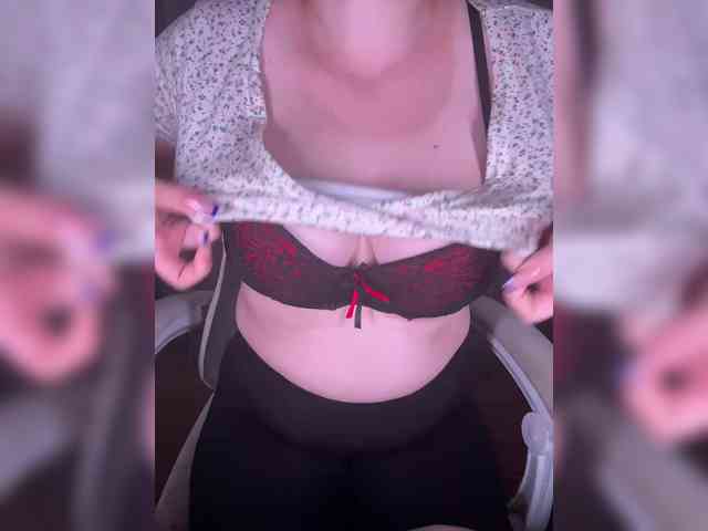Sweetdee07 webcam