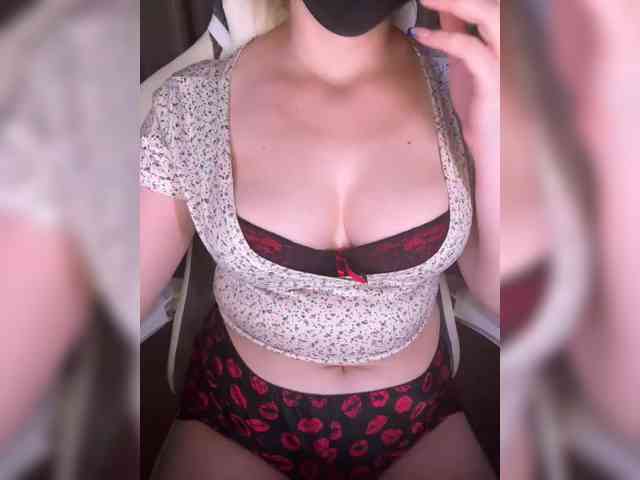 Sweetdee07 webcam