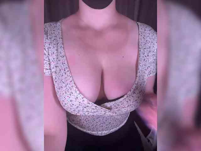 Sweetdee07 webcam