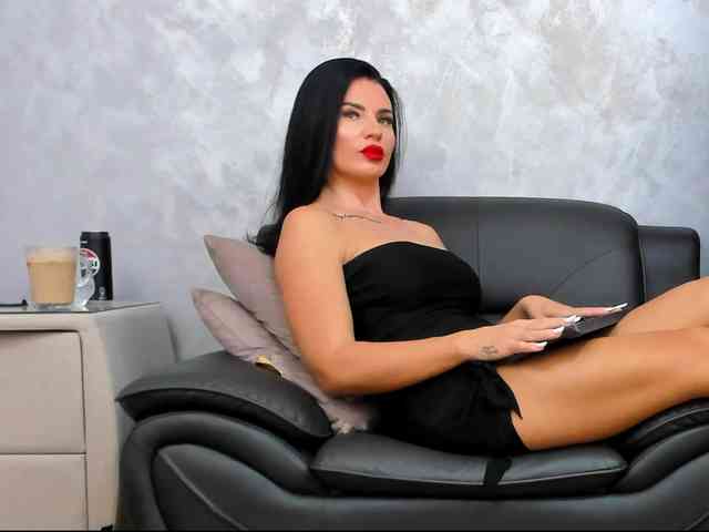 LoraBennett webcam