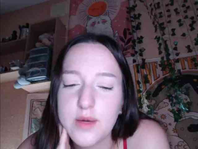 LilianaFay webcam