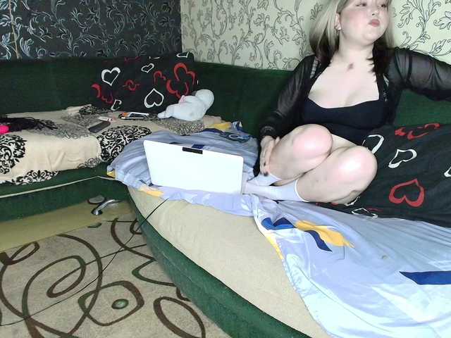 Cherrybabby-1 live cam on BongaCams