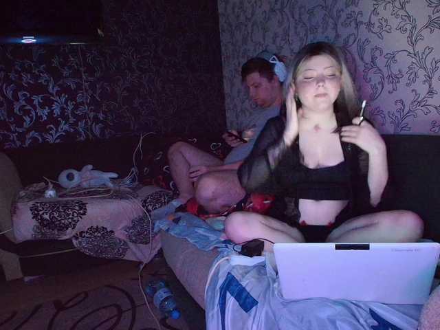 Cherrybabby-1 live cam on BongaCams