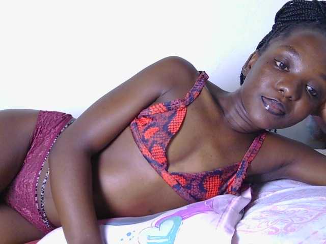 Queendotty live cam preview
