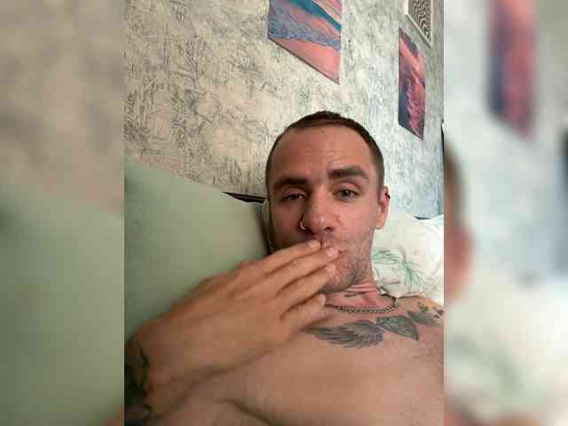Smail09-1 Live Webcam on BongaCams