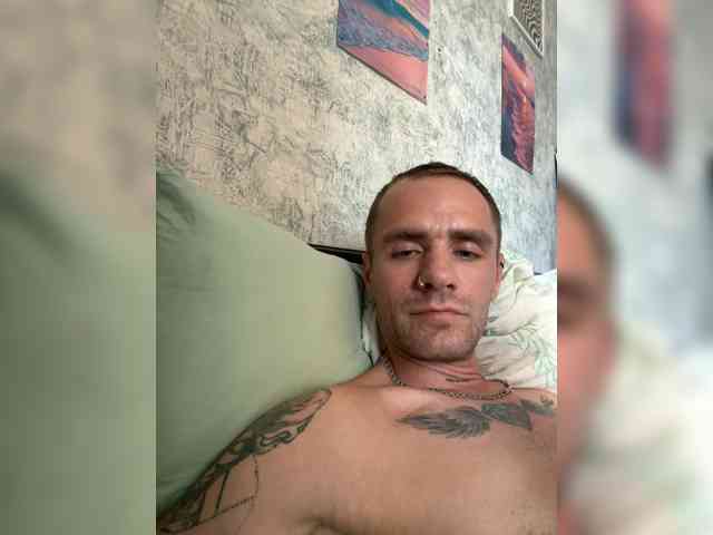Smail09-1's cam show statistics and live stream