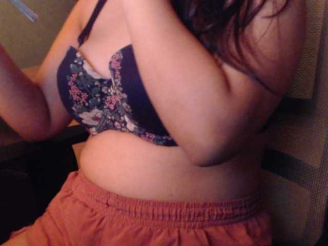 DanielaYoursexitary