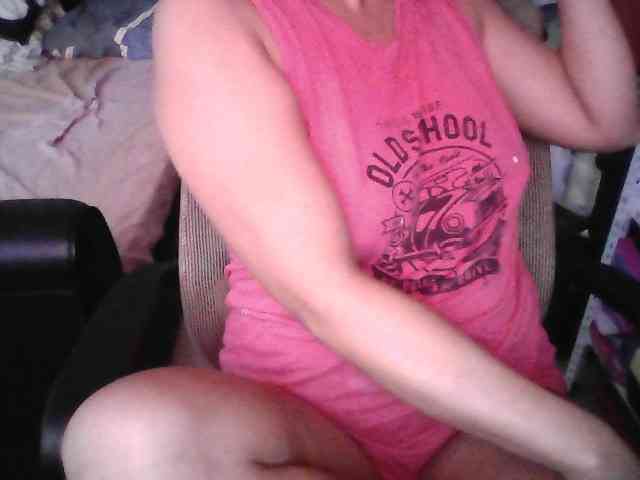 LuanYoursexitary webcam