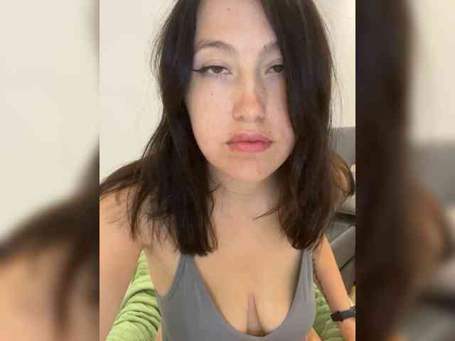 Luna13Vexxx webcam