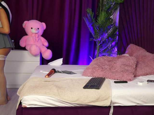MadamDiamond live webcam show