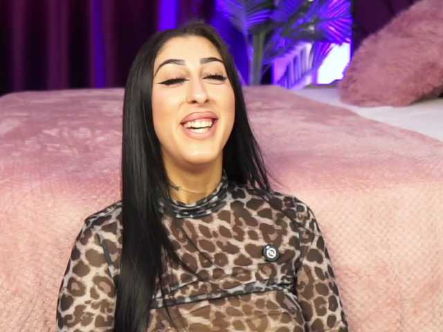 MadamDiamond live cam on BongaCams