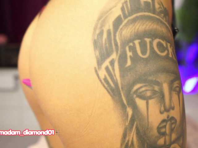 MadamDiamond live cam
