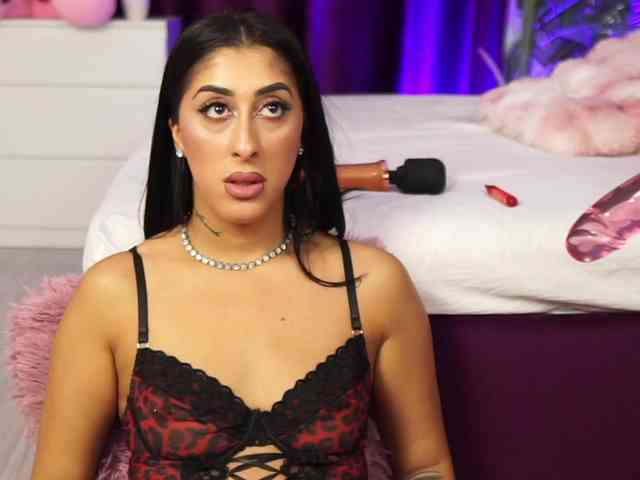 MadamDiamond Live Webcam on BongaCams