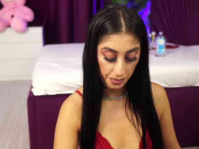 MadamDiamond webcam