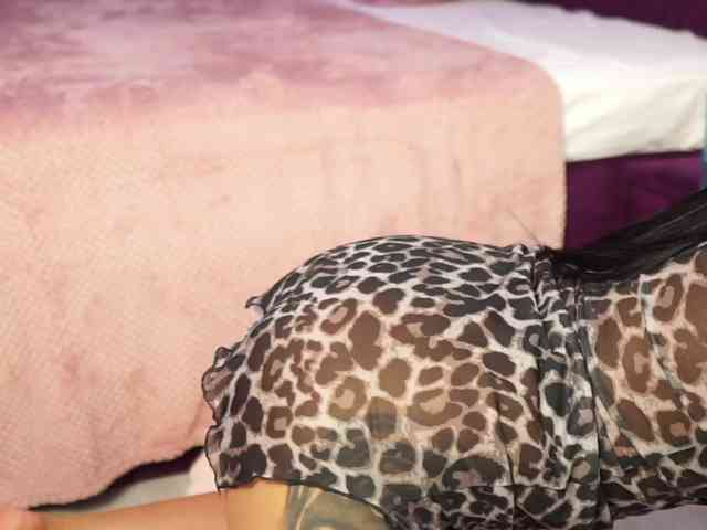 MadamDiamond webcam
