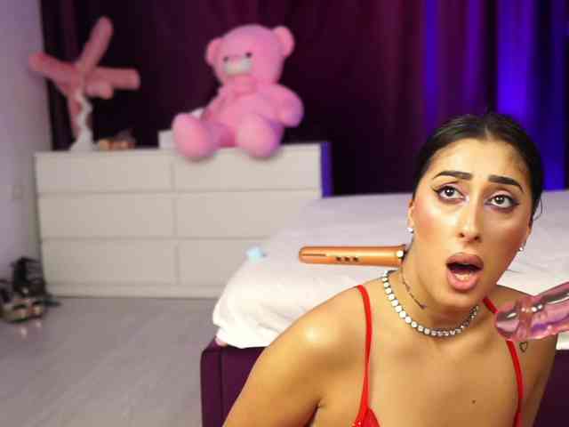MadamDiamond webcam