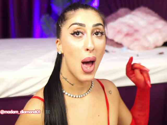MadamDiamond webcam