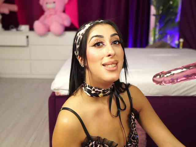 MadamDiamond webcam