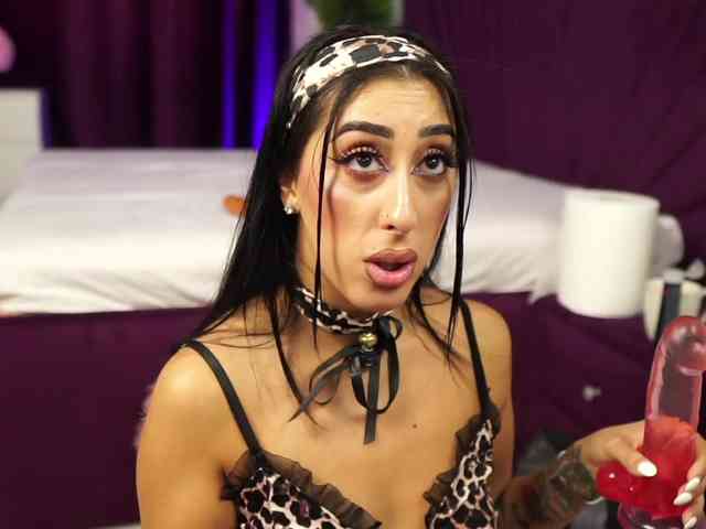 madamdiamond's live room