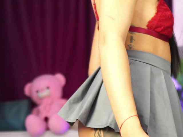 MadamDiamond webcam