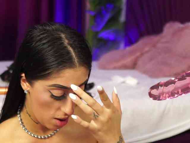 MadamDiamond MadamDiamond