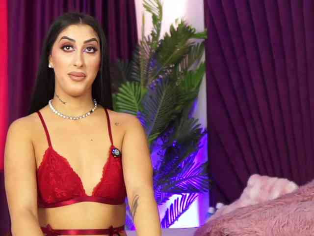 MadamDiamond webcam