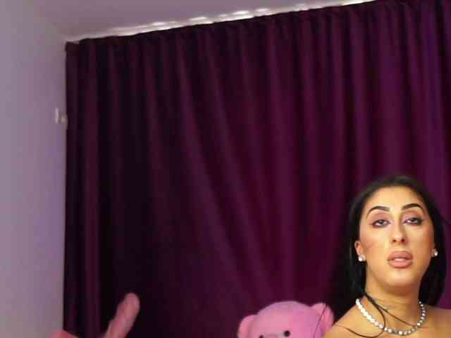 MadamDiamond webcam