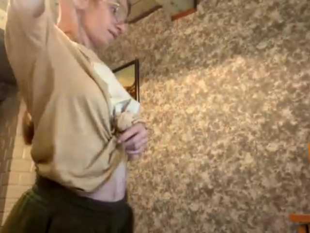 Evacrazys live cam