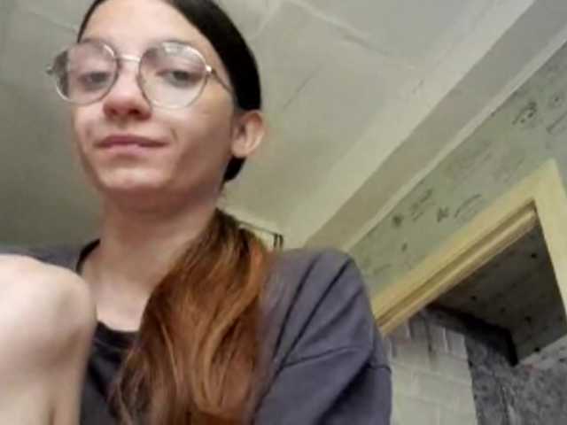 Evacrazys live cam on BongaCams