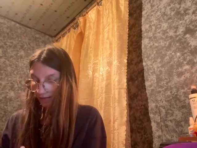 Evacrazys live cam on BongaCams