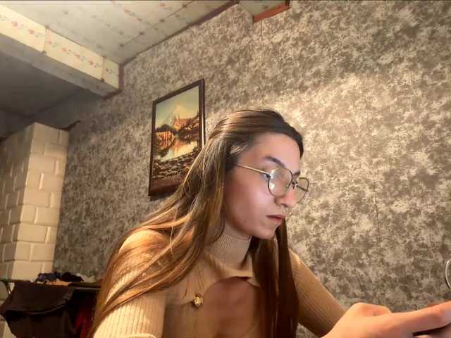 Evacrazys live cam on BongaCams