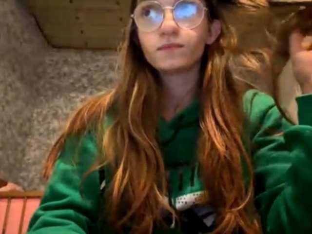 Evacrazys live cam on BongaCams