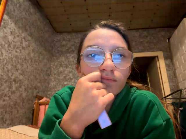 Evacrazys live cam on BongaCams